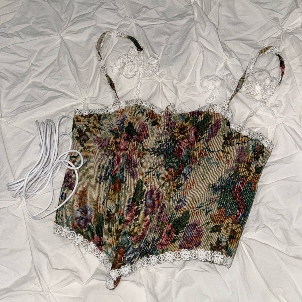 Floral Tapestry Lace Corset